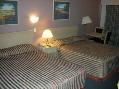 Cache Creek Inn - 6