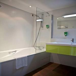 Best Western Aquakub - 63