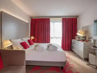 Mercure Tours Nord - 91