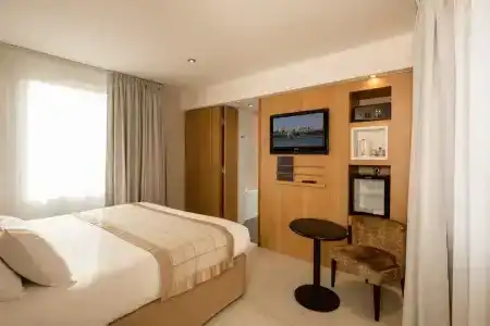 Best Western Plus Le Lavarin - 73