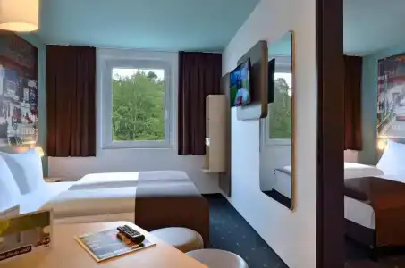 b&b Berlin-Dreilinden - 38