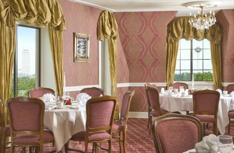 Red Coach Inn - 19