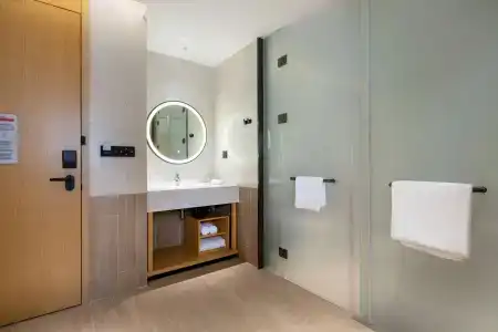 Hilton Garden Inn Shenzhen Nanshan Avenue - 3