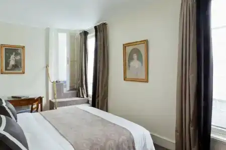 Hôtel Mansart - Esprit de France - 42