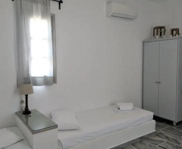 Despina's Mare - 104