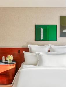 Fairmont Pacific Rim - 53