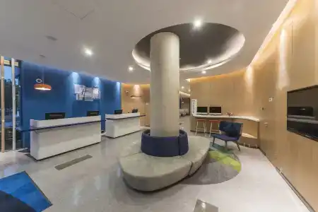 Holiday Inn Express Shanghai Xuhui Binjiang, An Ihg - 0