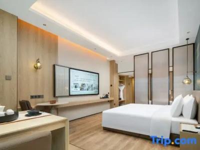 Yutong - 24