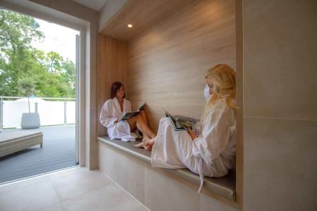 Bernstein Acamed Resort - 8