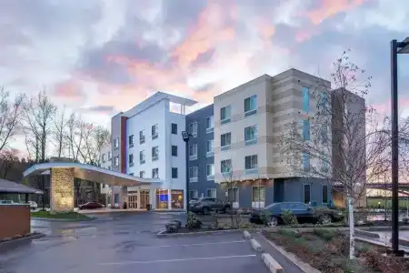 Fairfield Inn & Suites by Marriott East/Springfield - 47