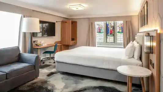 London Chigwell Prince Regent, BW Signature Collection - 23