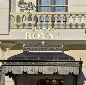 Royal - 25