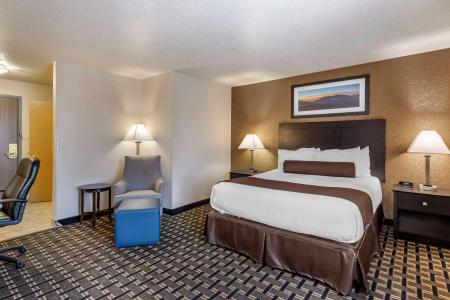 Best Western Plus Las Vegas West - 78