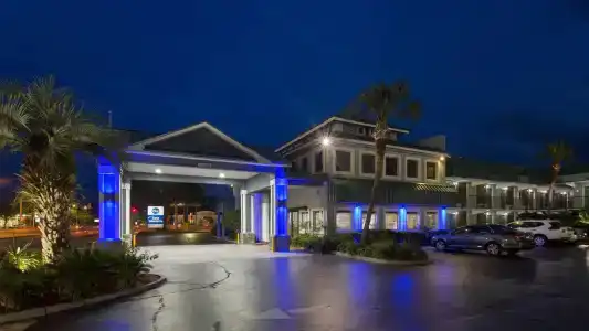 Best Western Central Inn - 35