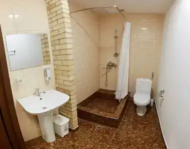 Luys Hostel & Tours - 8