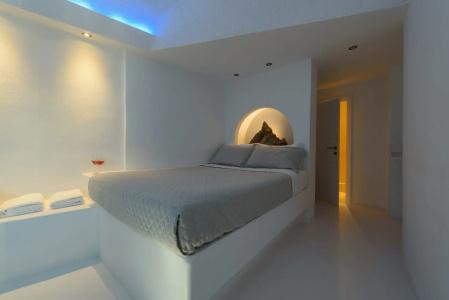 Abyssanto Suites and Spa - 32