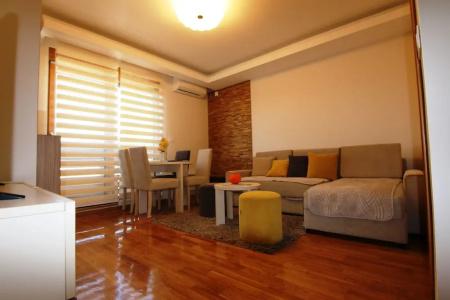 Egoiste - Centar - 52