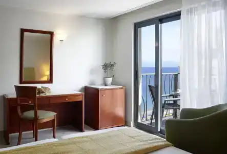 Mitsis La Vita Beach - 10