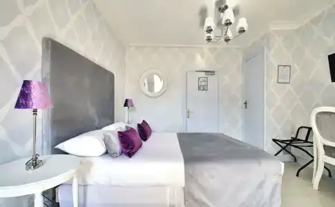 Hôtel Du Mail - 119