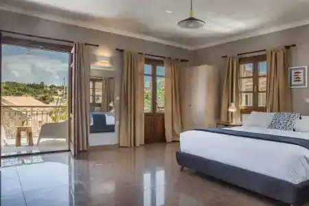 Balhambra Suites - Adults Only - 100