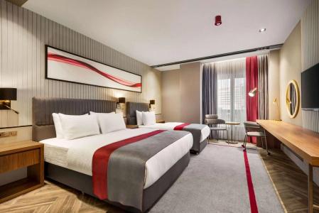 Ramada By Wyndham - 28