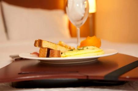 Hampton Inn by Hilton - Toronto - 41