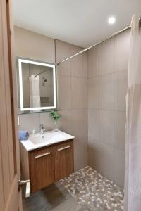 Delton Oaks Resort - 29