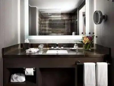 Fairmont Waterfront - 44