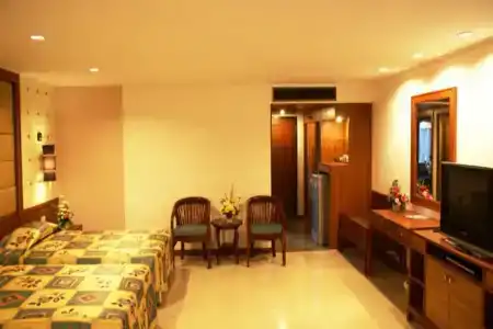 Royal Twins Palace - 4