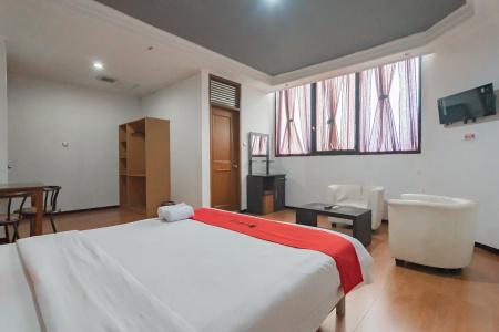 RedDoorz Plus @ Sukamulya Pasteur 2 - 49