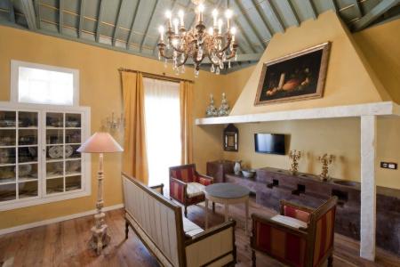 Hacienda de Abajo-Adults Only - 42