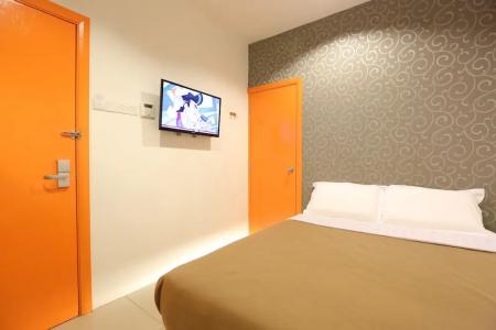 1 Taman Connaught - 28