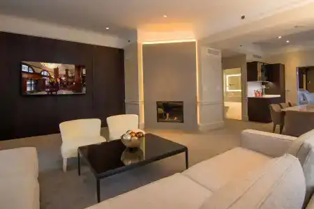 The Benson Portland, Curio Collection by Hilton - 31