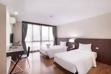 Mida Ngamwongwan - Sha Plus - 40