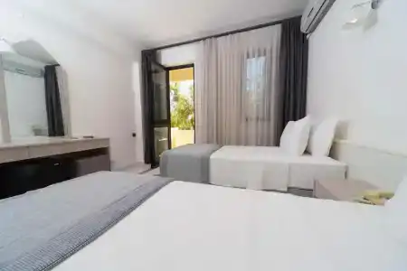 Arinnanda Cesme - 23