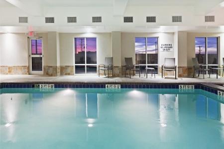 Holiday Inn Express & Suites West - 31