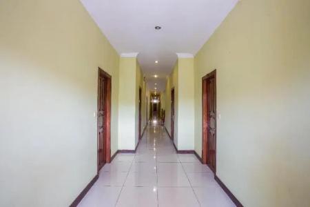 Side Walk - 8