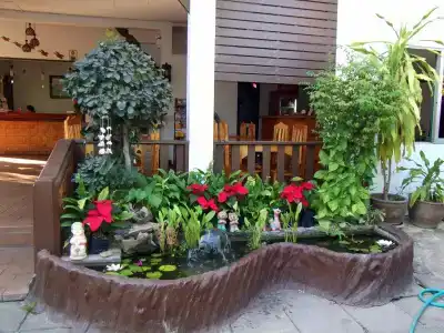 Lanna Thai Guesthouse - 8