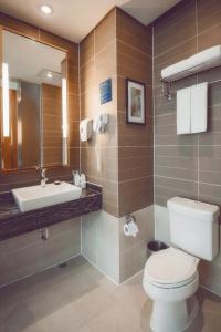Holiday Inn Express Chongqing Guanyinqiao , an IHG - 9