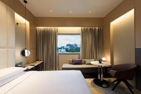 Vivanta Bengaluru Residency Road - 63