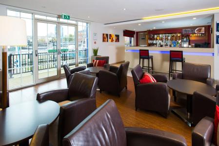 Holiday Inn Express Manchester - Salford Quays, An Ihg - 12