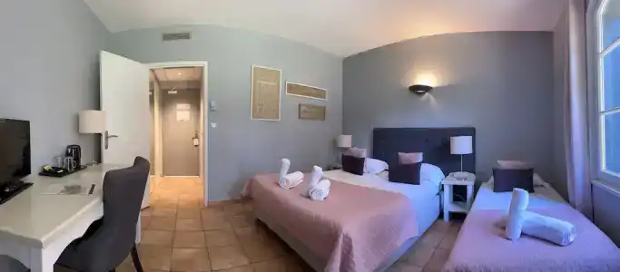Hôtel La Bastide Saint Martin - 49