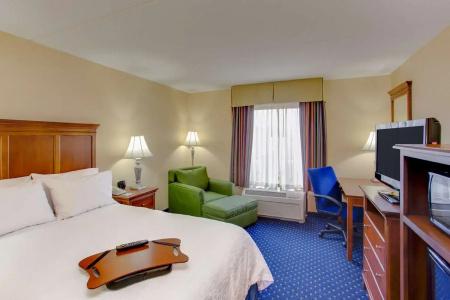Hampton Inn and Suites South - 46