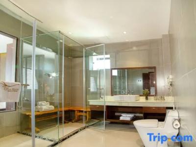 Dong Duong & Suites - 131