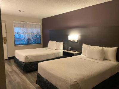 La Quinta Inn by Wyndham Bakersfield South - 14
