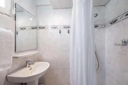 Quality Hôtel Christina Lourdes - 39