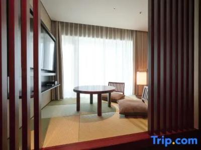 Marunouchi - 49
