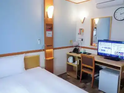 Toyoko Inn Ekimae - 72