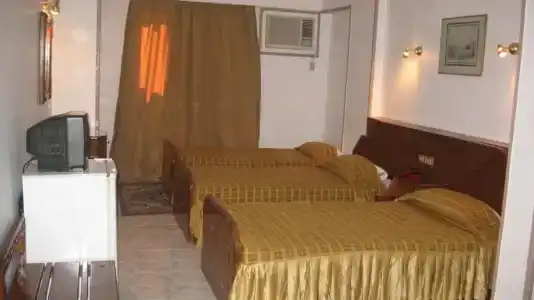 Sara Aswan - 18
