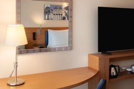 Hampton by Hilton Berlin City West - 40